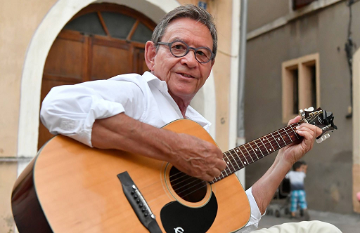 Chantons ensemble avec Brassens